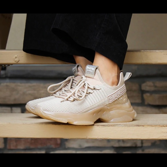 Steve Madden Shoes - Steve Madden JMAXIMA BLUSH shoes size 10